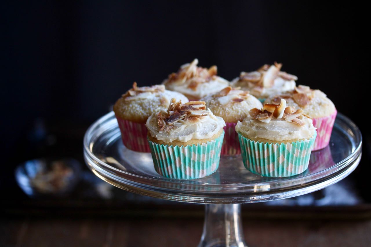 https://www.sarahaasrdn.com/wp-content/uploads/2017/04/Toasted-Coconut-Cupcakes.jpg