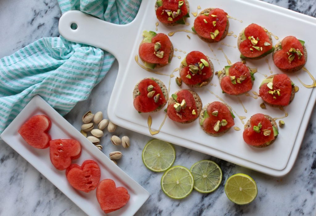 A simple after school snack that your kids can help you make! These Avocado Watermelon Snacker Crackers are a nutritious way to satisfy any hungry belly. @cookinRD | sarahaasrdn.com