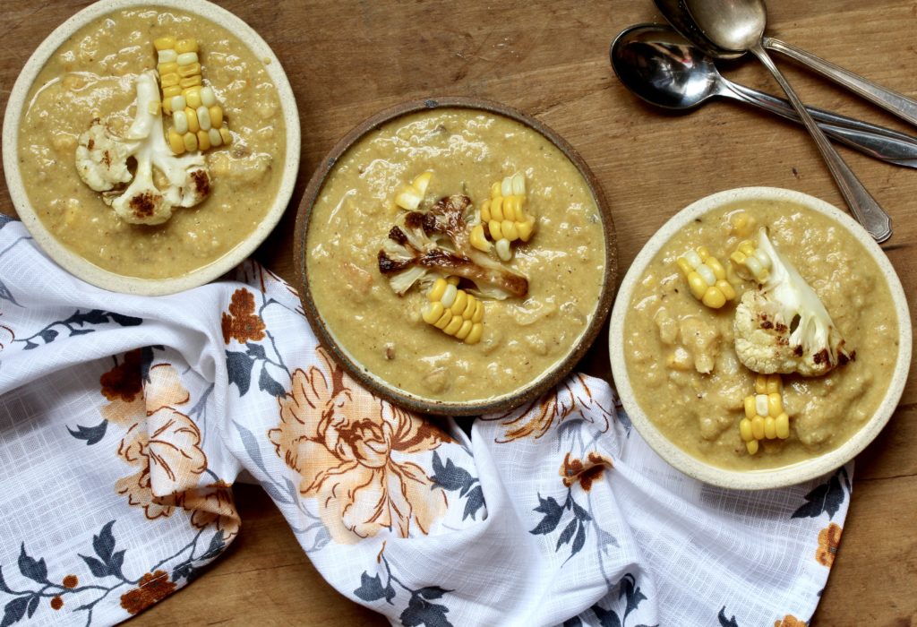 Roasted Corn & Cauliflower Chowder | sarahaasrdn.com